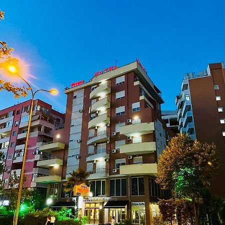 Prince Hotel Mezez Buitenkant foto