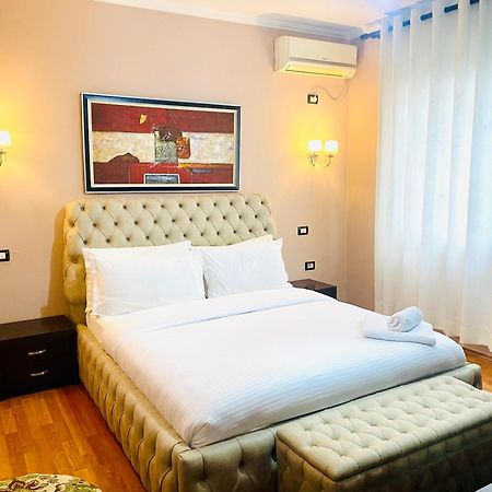Prince Hotel Mezez Buitenkant foto