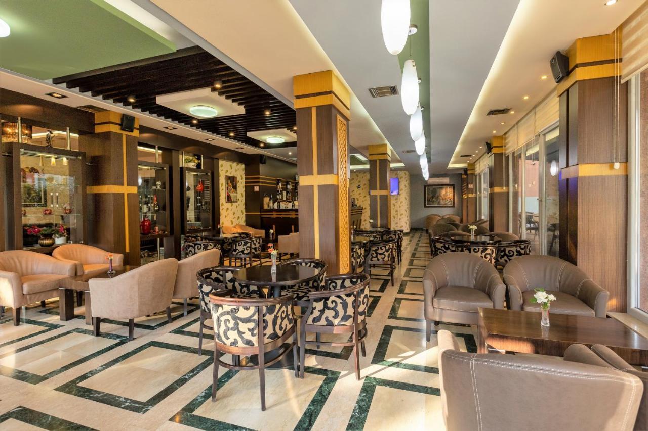 Prince Hotel Mezez Buitenkant foto